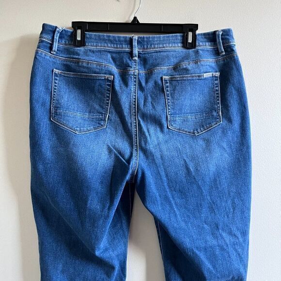 Chico’s So Slimming Girlfriend Jeans Womens Size 2.5 L 14 Blue‎ Denim Ski… - Picture 6 of 11